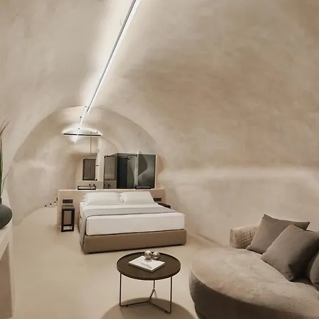 Hotel Divine Cave Experience